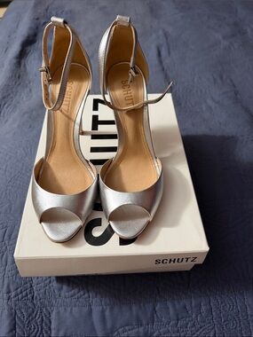 SCHUTZ Metallic Silver Peep-Toe Ankle Strap Heels